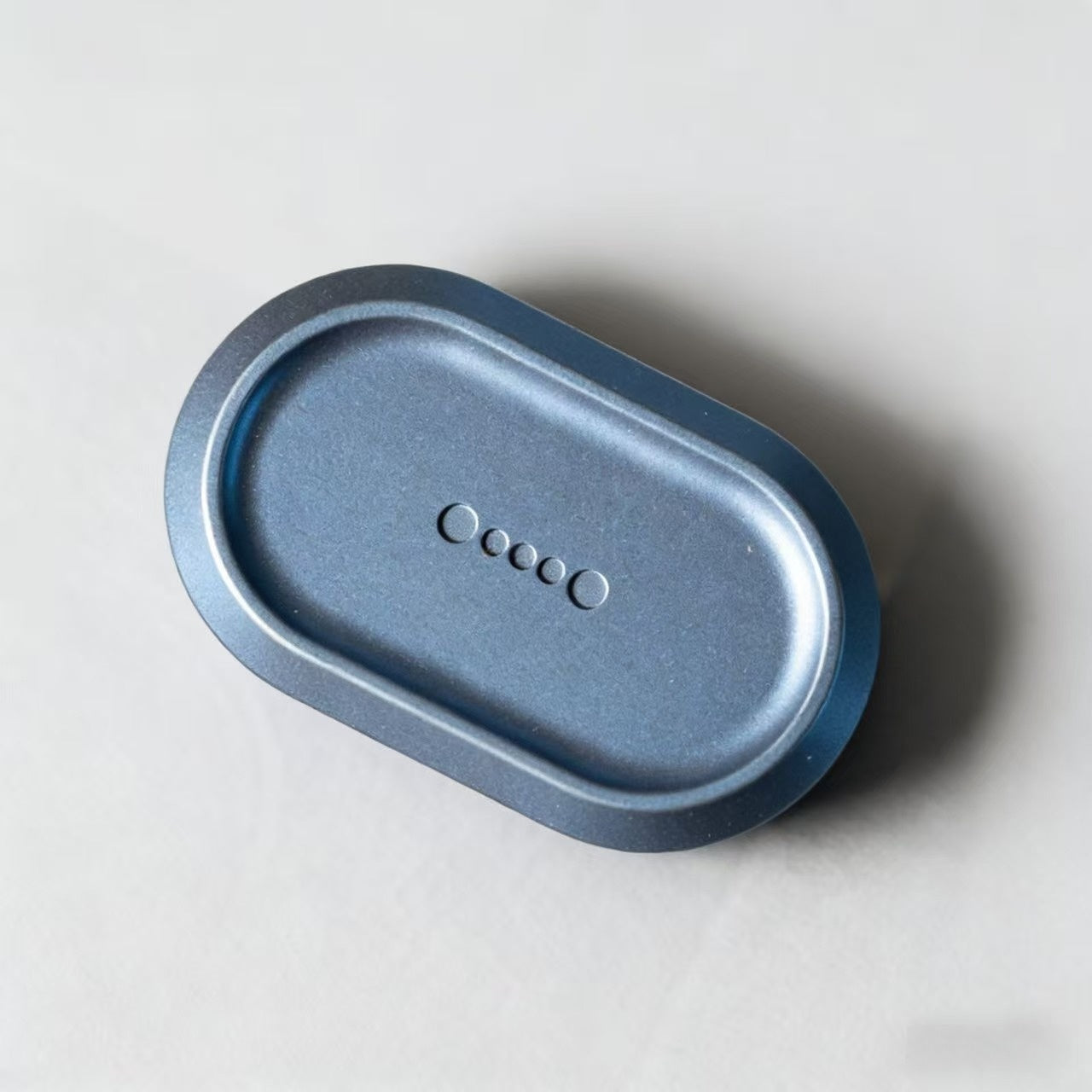 Natto Minimalist  EDC Slider – Tinkling & Squeaky Stress Relief Toy