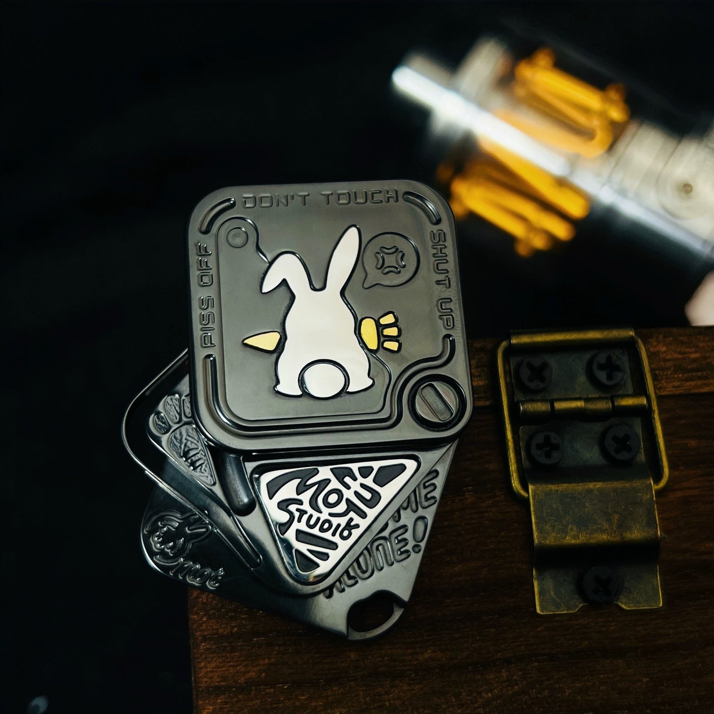 Grumpy Bunny Snap Slider